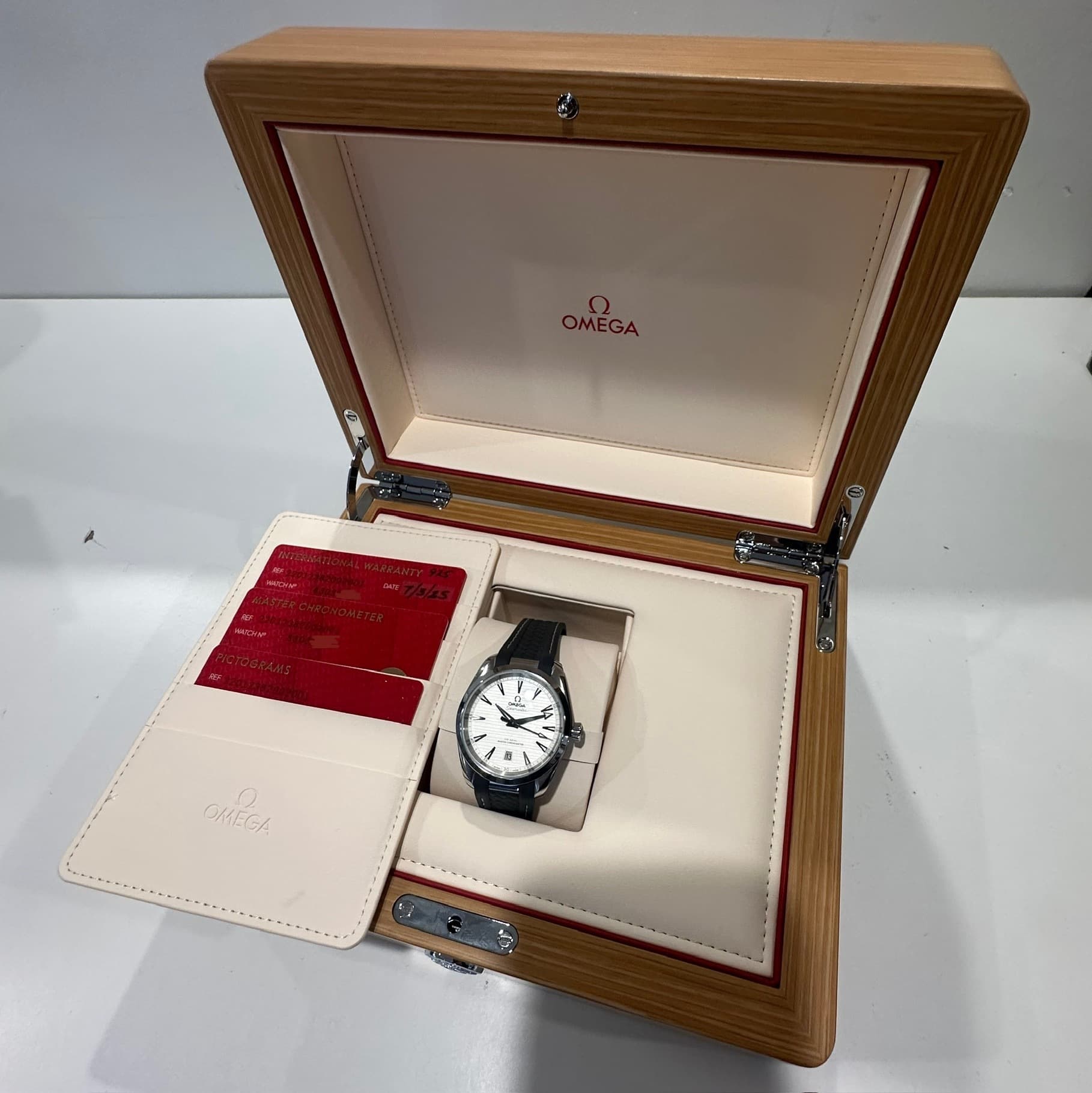Omega Seamaster Aqua Terra 22012382002001