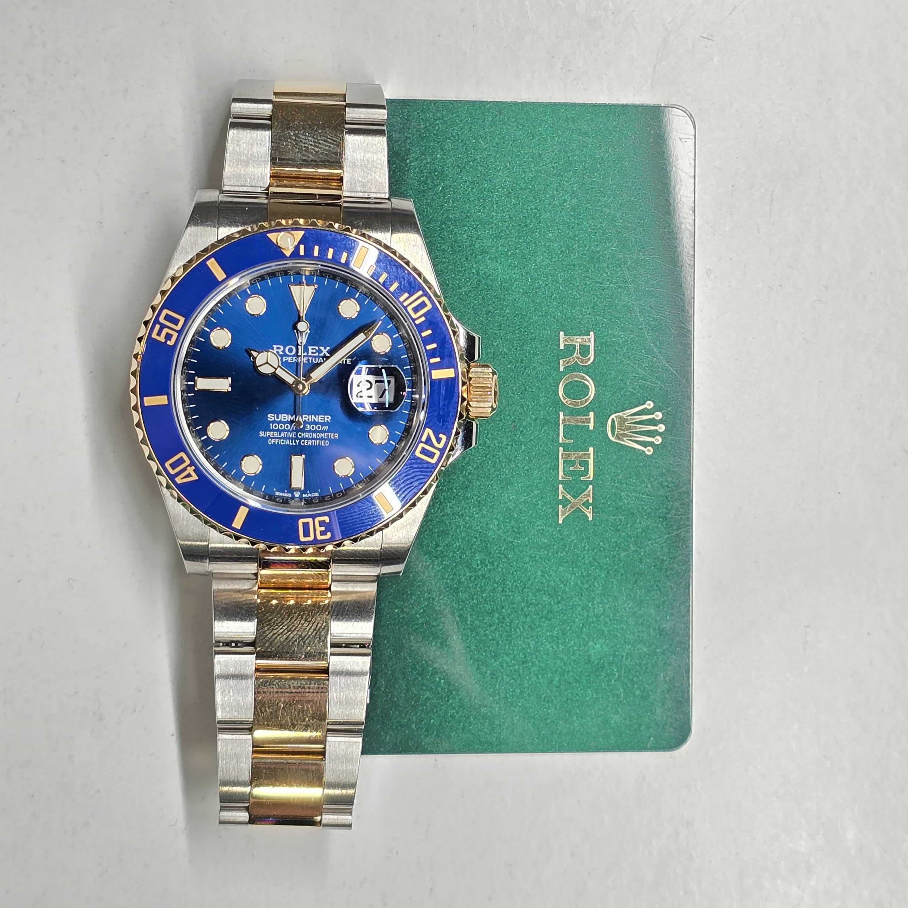 Rolex Submariner Date 126613 41mm Blue Steel Yellow Gold Oyster Mens Watch 2021