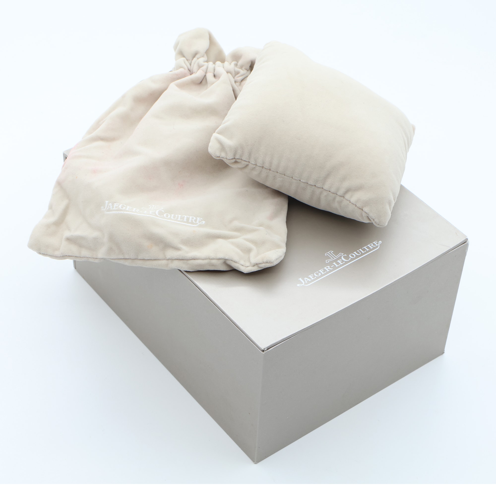 Box Jaeger-LeCoultre 4.8W x 3H x 6.6L generic pillow
