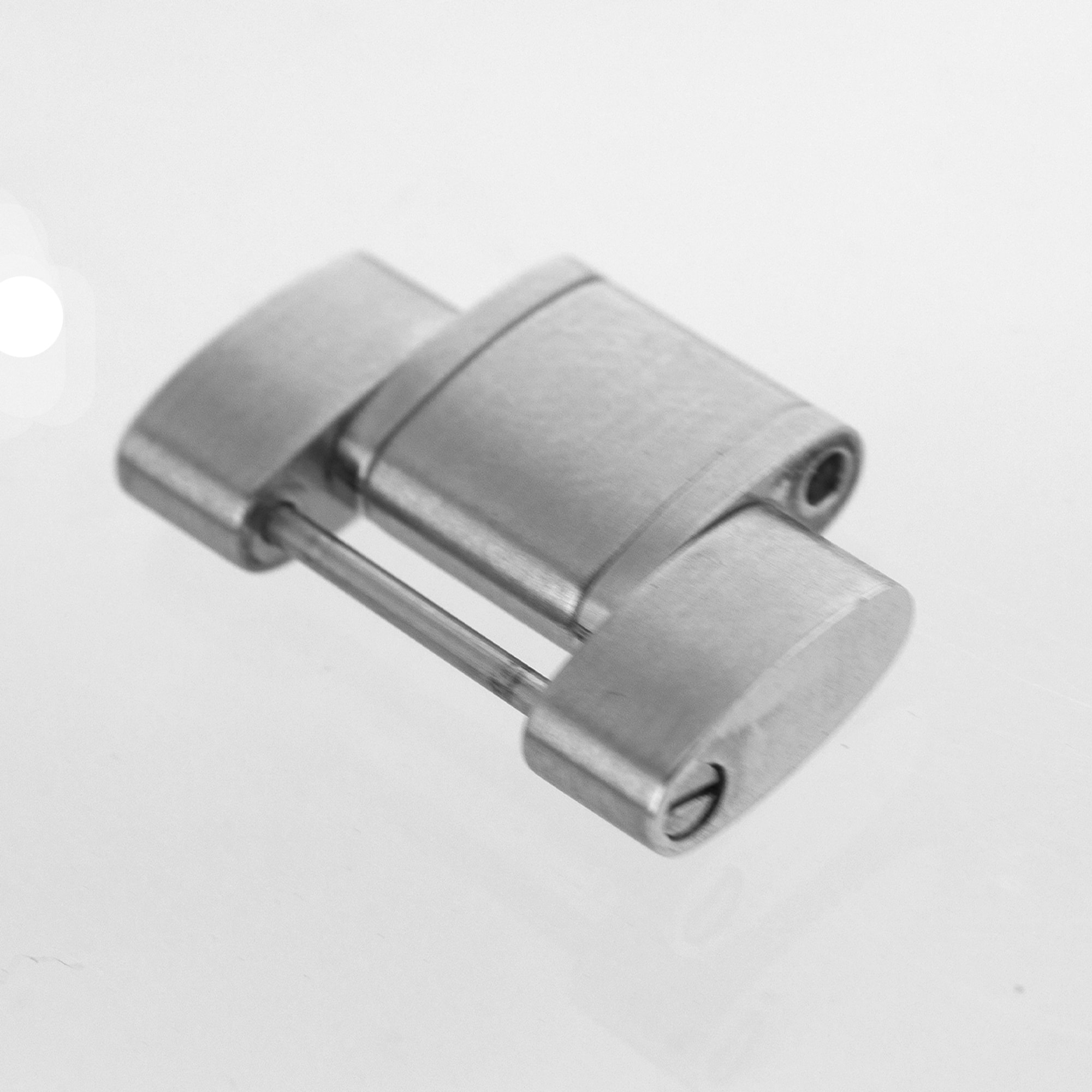 Factory original Unworn Omega stainless steel link 18.0mm for Speed master
