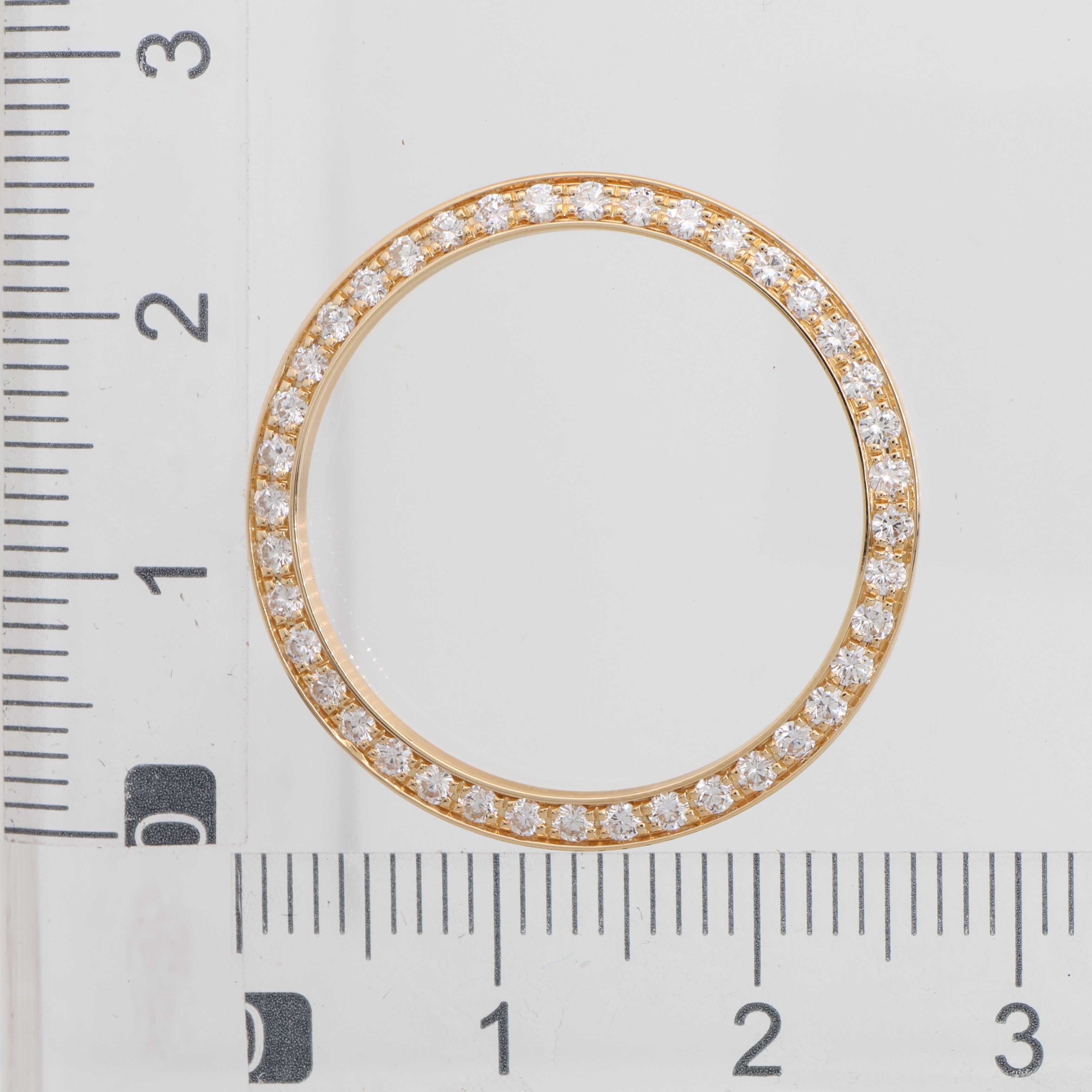 Factory original 42 diamonds .75 ct. 18K yellow gold bezel for Rolex 26mm
