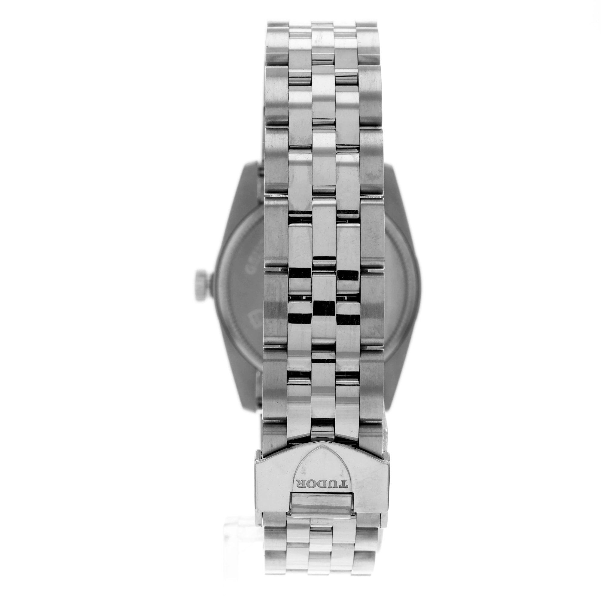Tudor Glamour Date