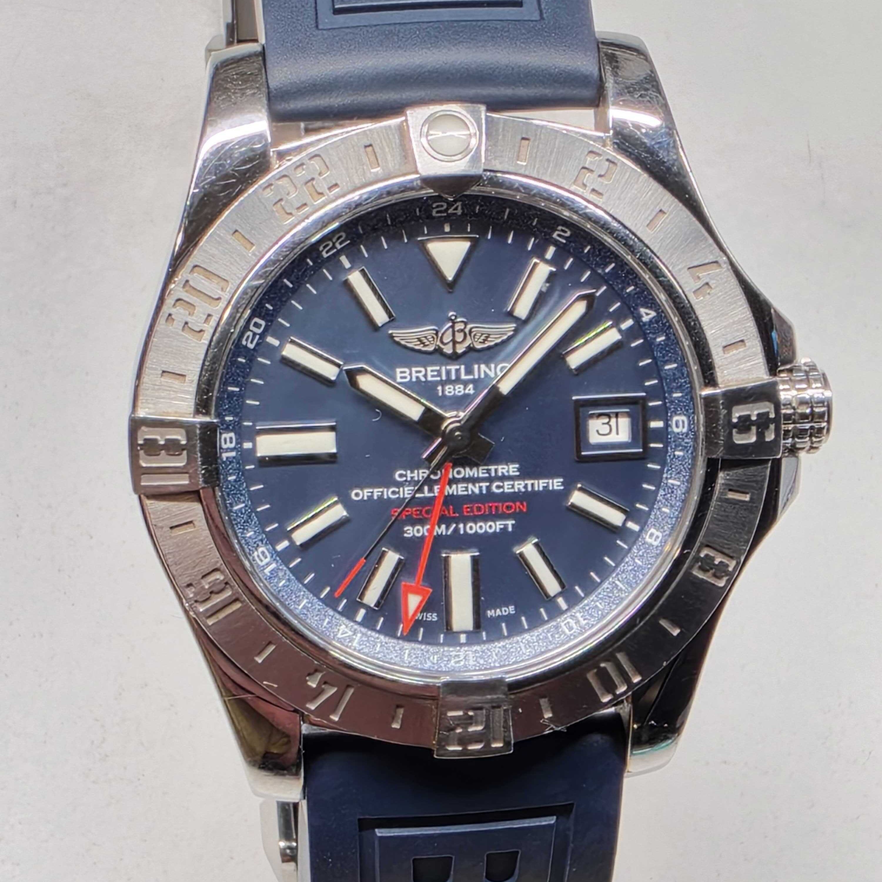 Breitling Avenger II