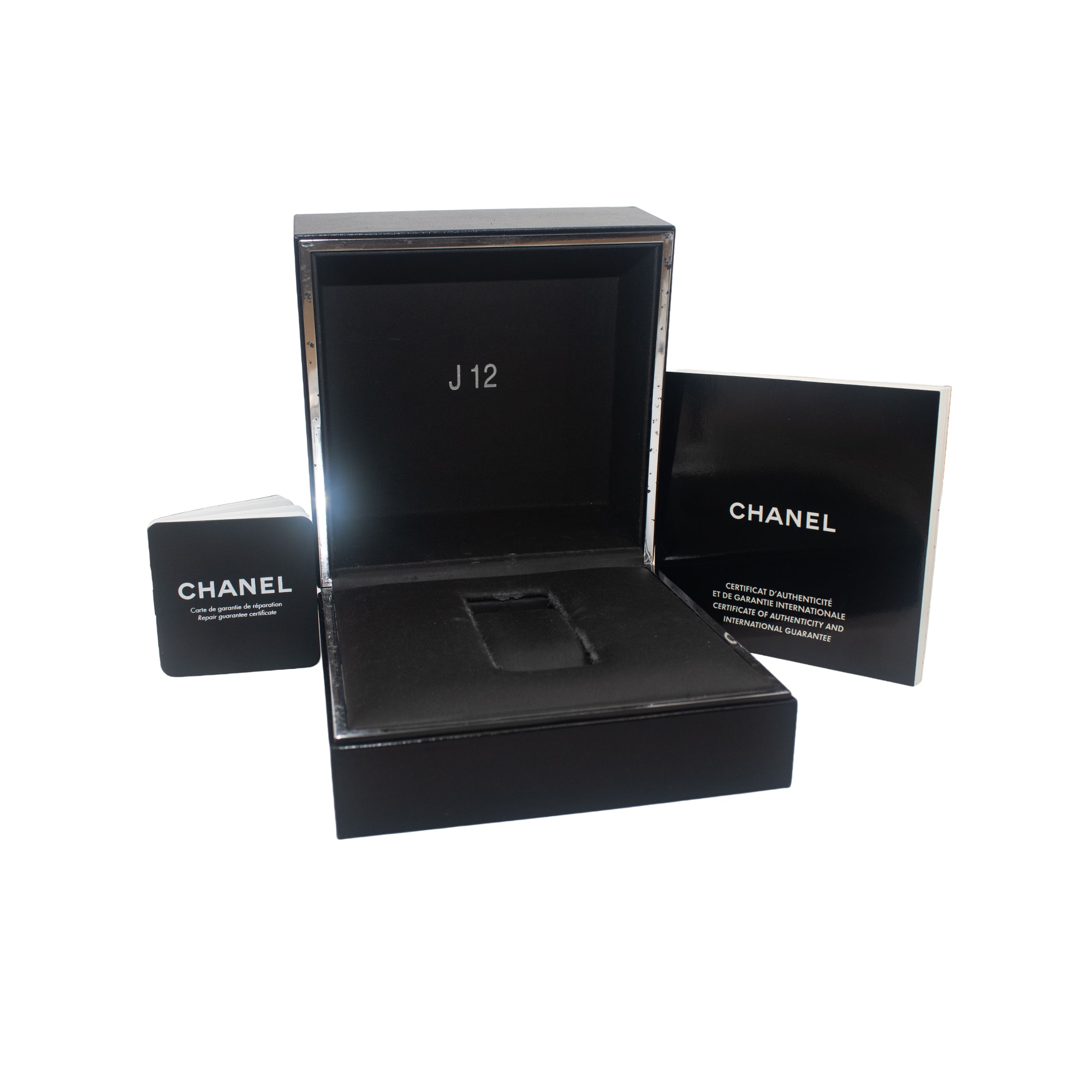 Chanel J12