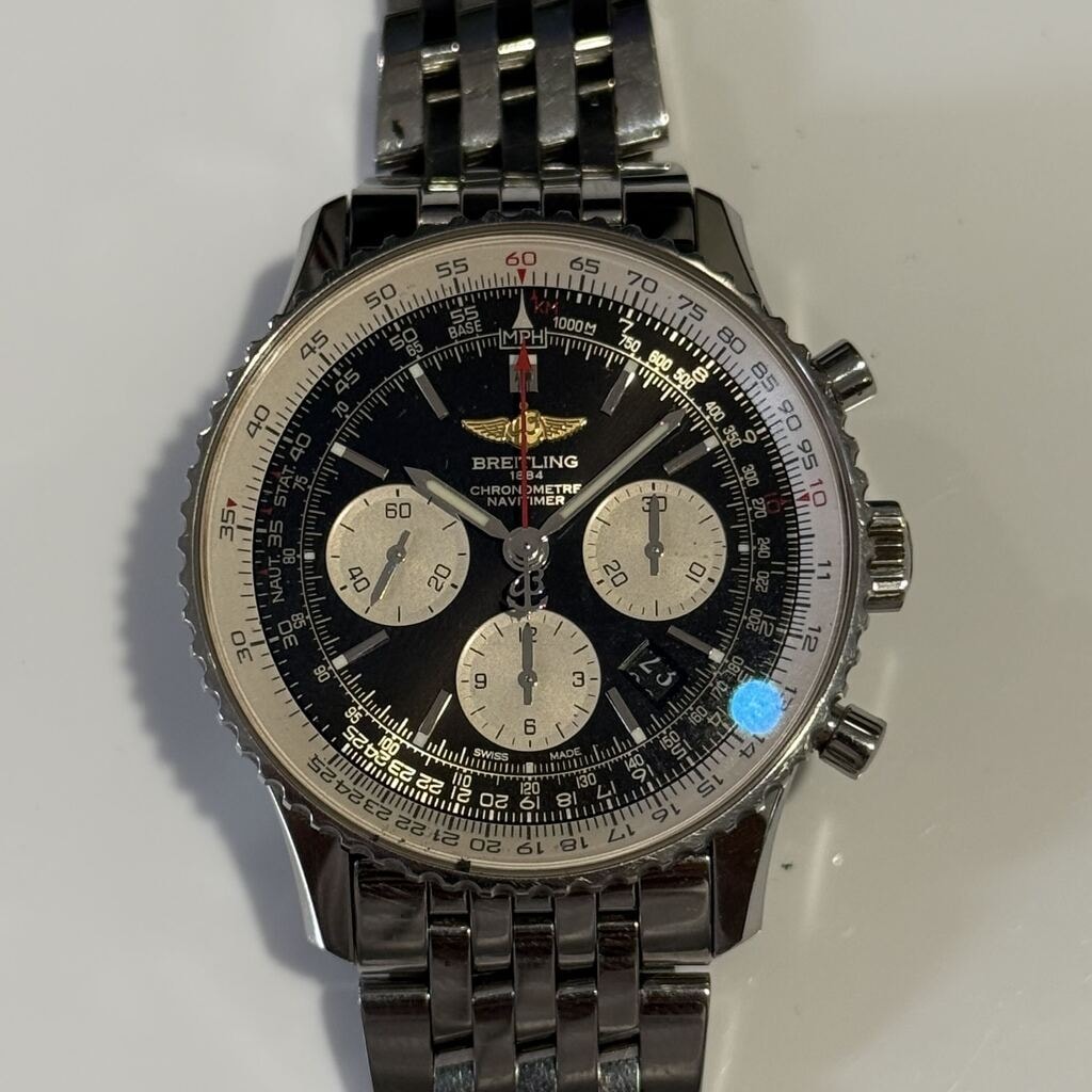Breitling Navitimer 01
