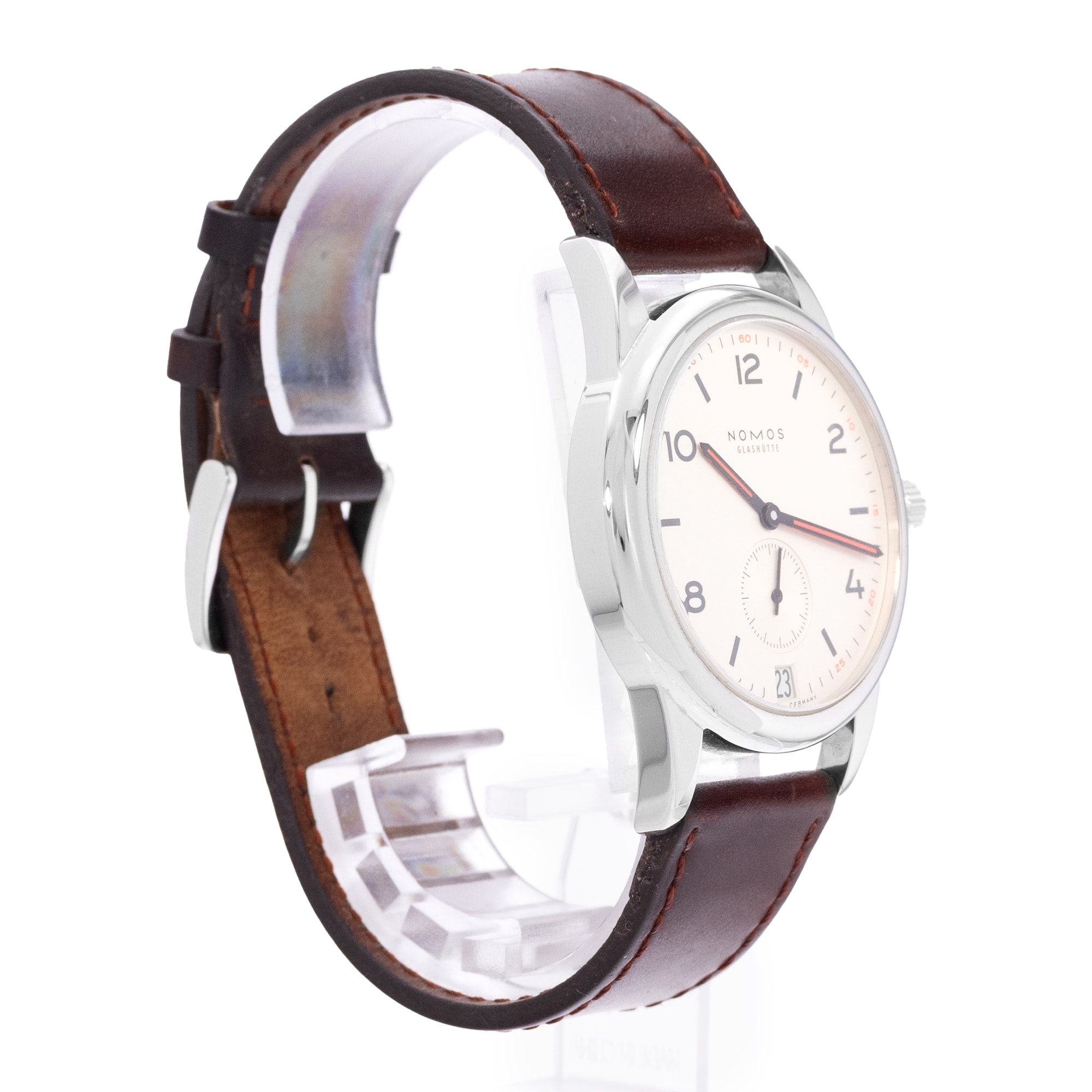 NOMOS Club