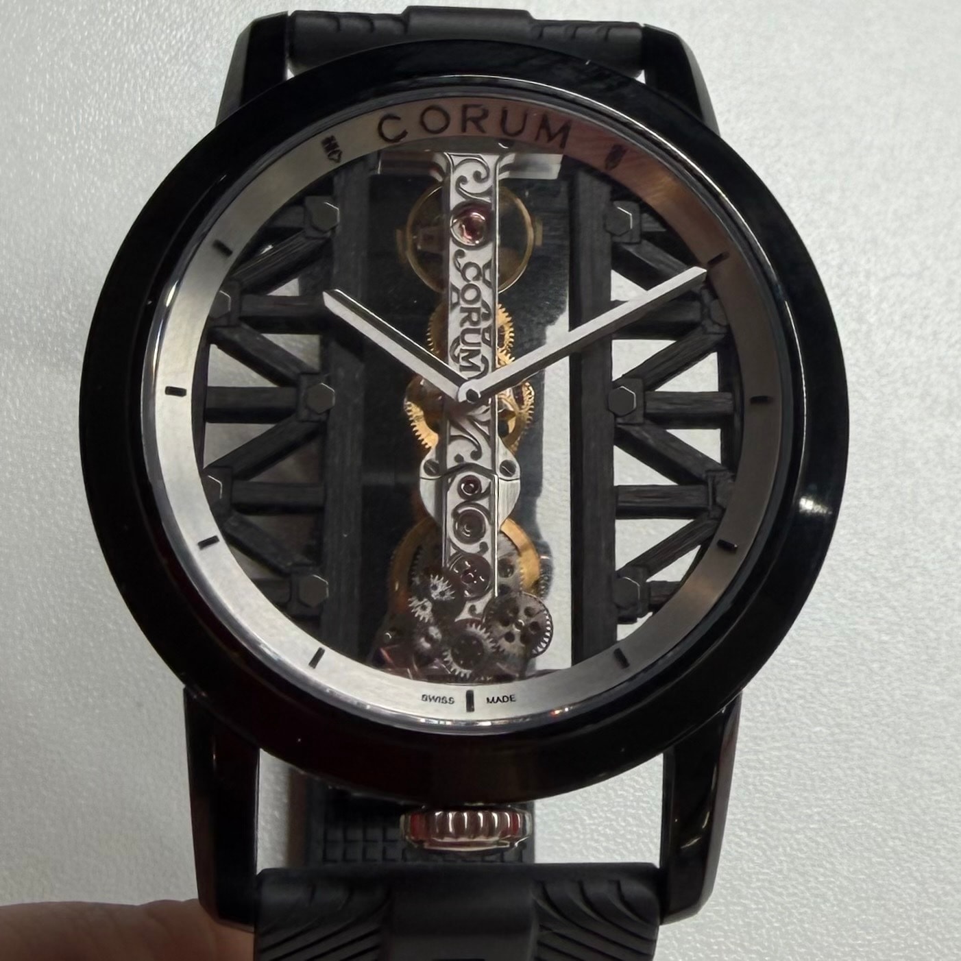 Corum Round GDB